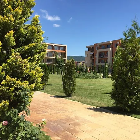 In Holiday Fort Golf Club *