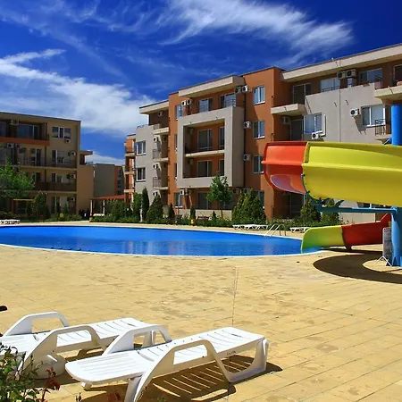 In Holiday Fort Golf Club Апартаменты *